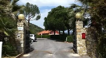 Villaggio Colombo Nuova Gestione 3*