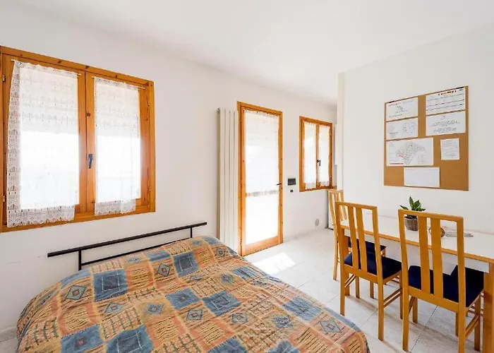 Villaggio Colombo Nuova Gestione Lejlighedshotel Marina dʼAndora